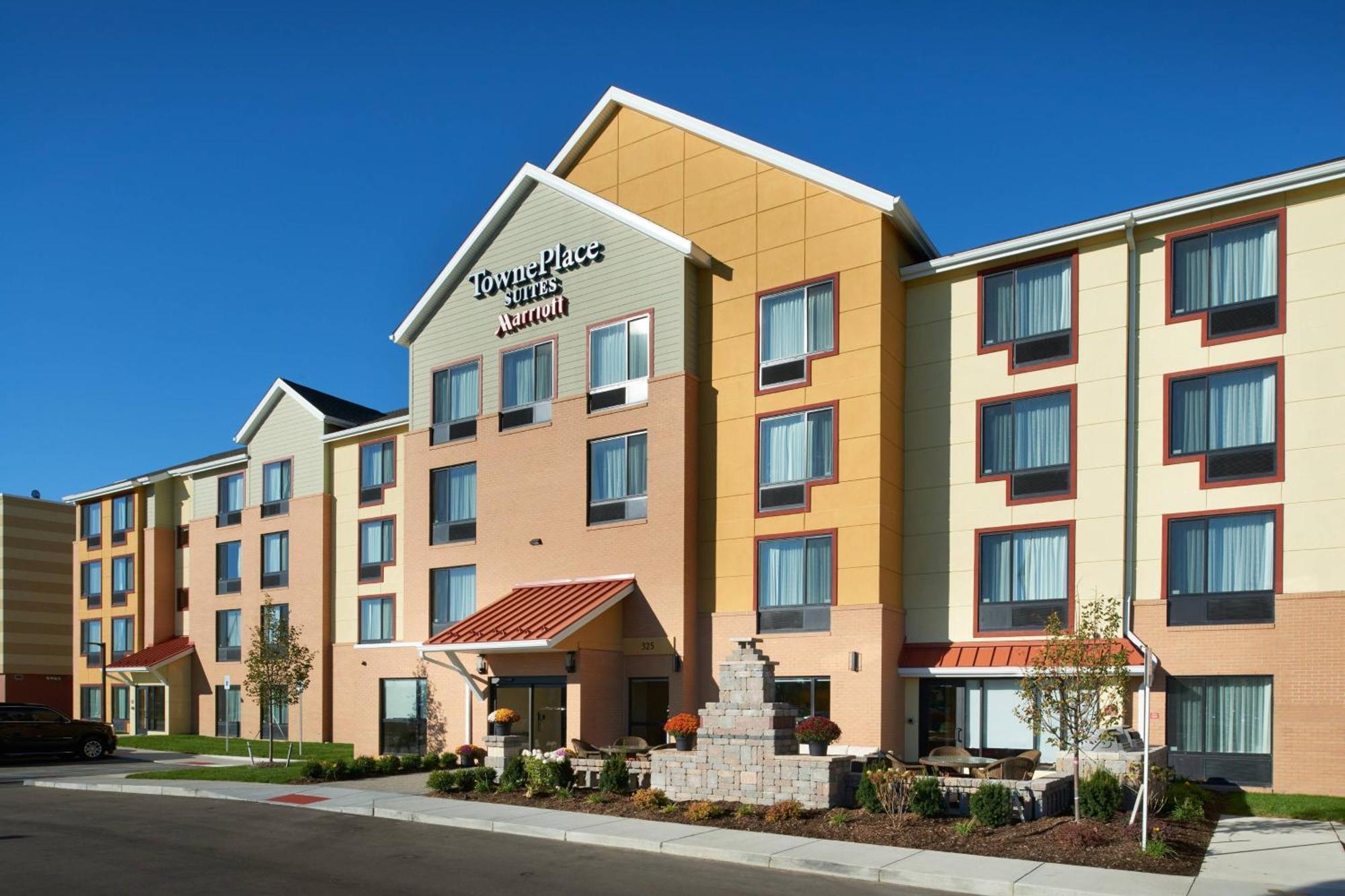 Towneplace Suites By Marriott Detroit Troy Exterior photo
