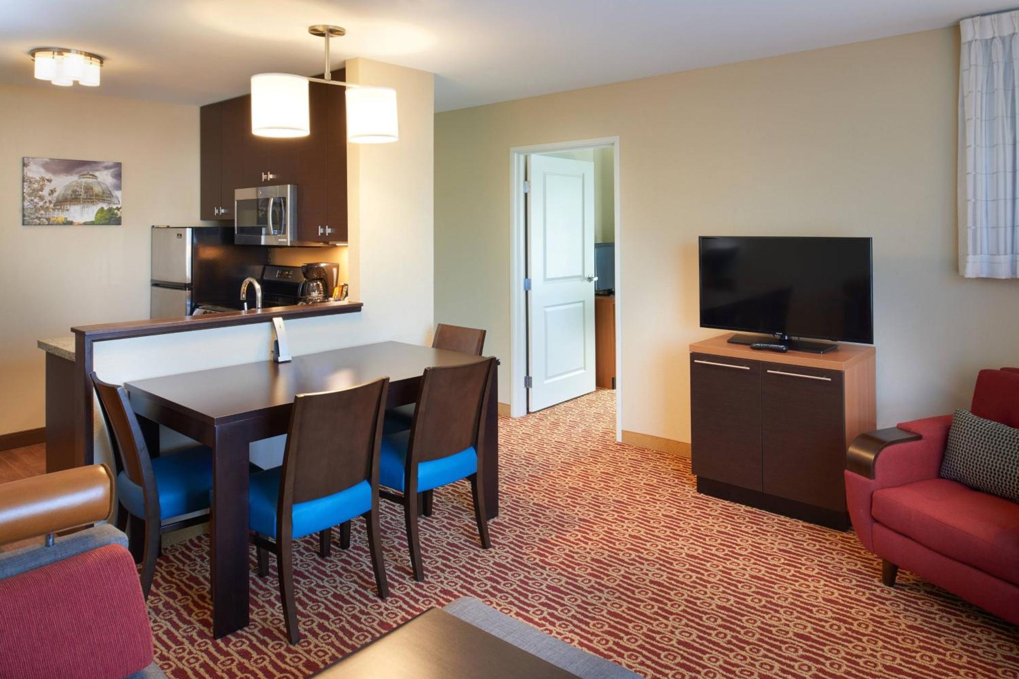 Towneplace Suites By Marriott Detroit Troy Exterior photo
