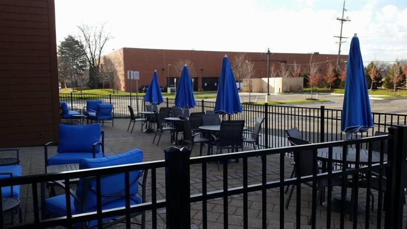 Towneplace Suites By Marriott Detroit Troy Exterior photo